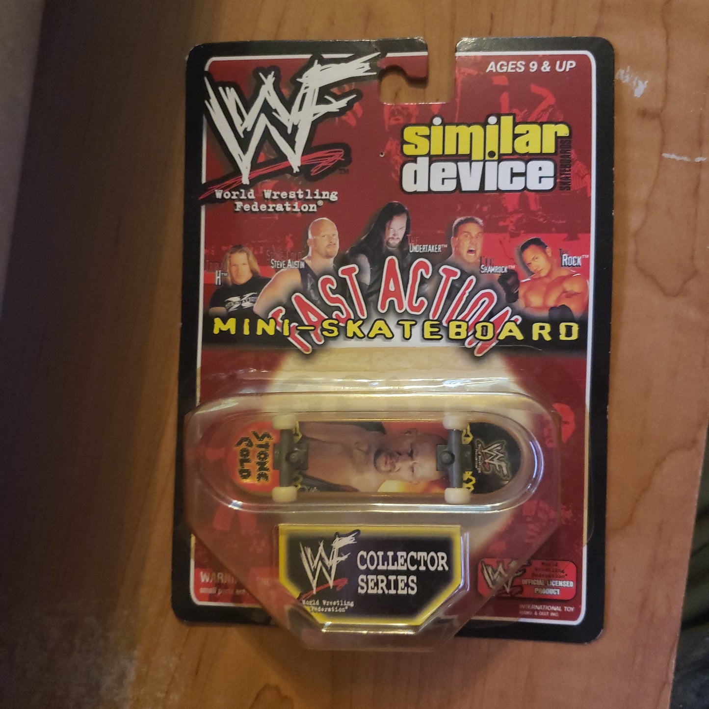 WWF STONE COLD MINI-SKATEBOARD