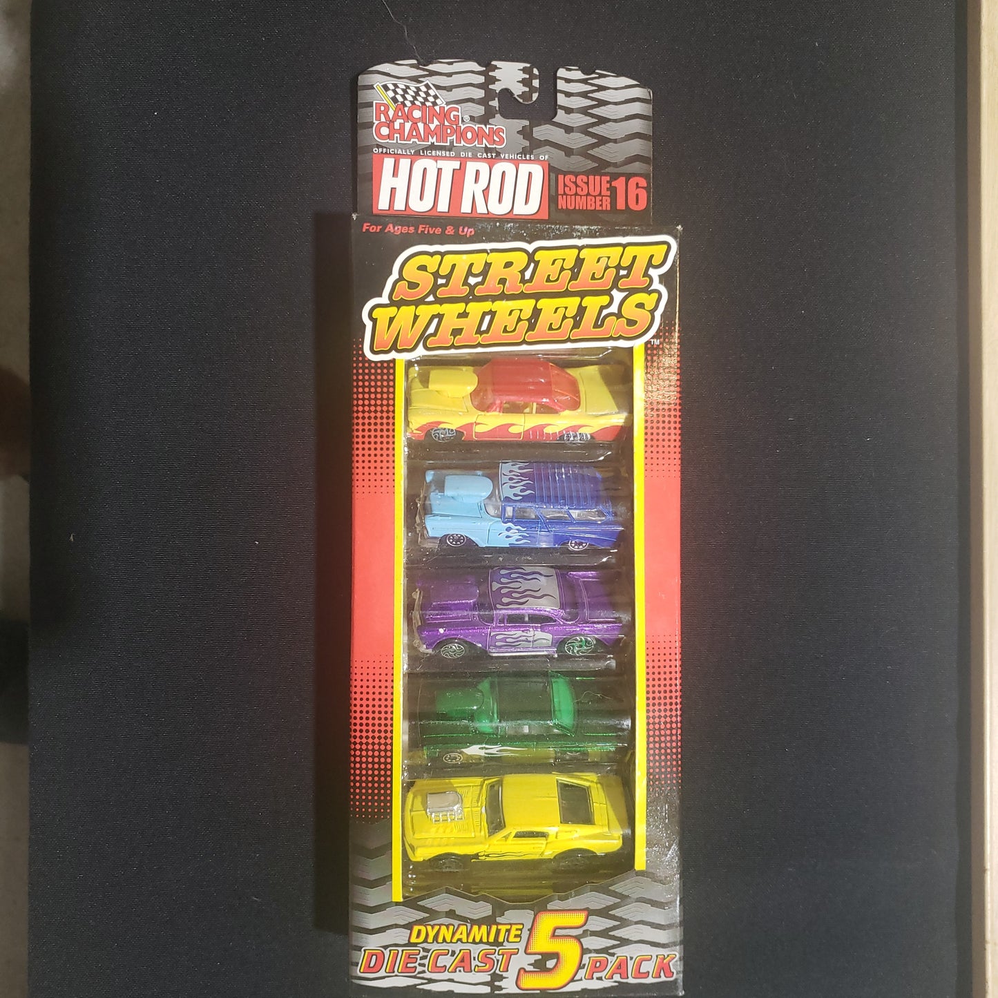Racing Champions Hot Rod Issue Number 16