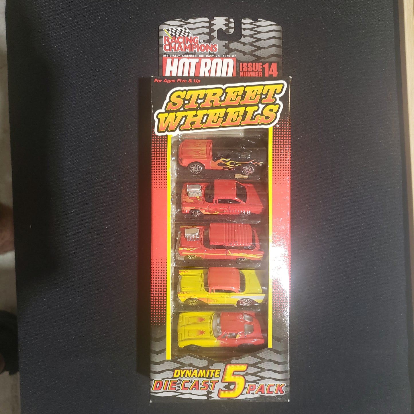 Racing Champions Hot Rod Issue 14