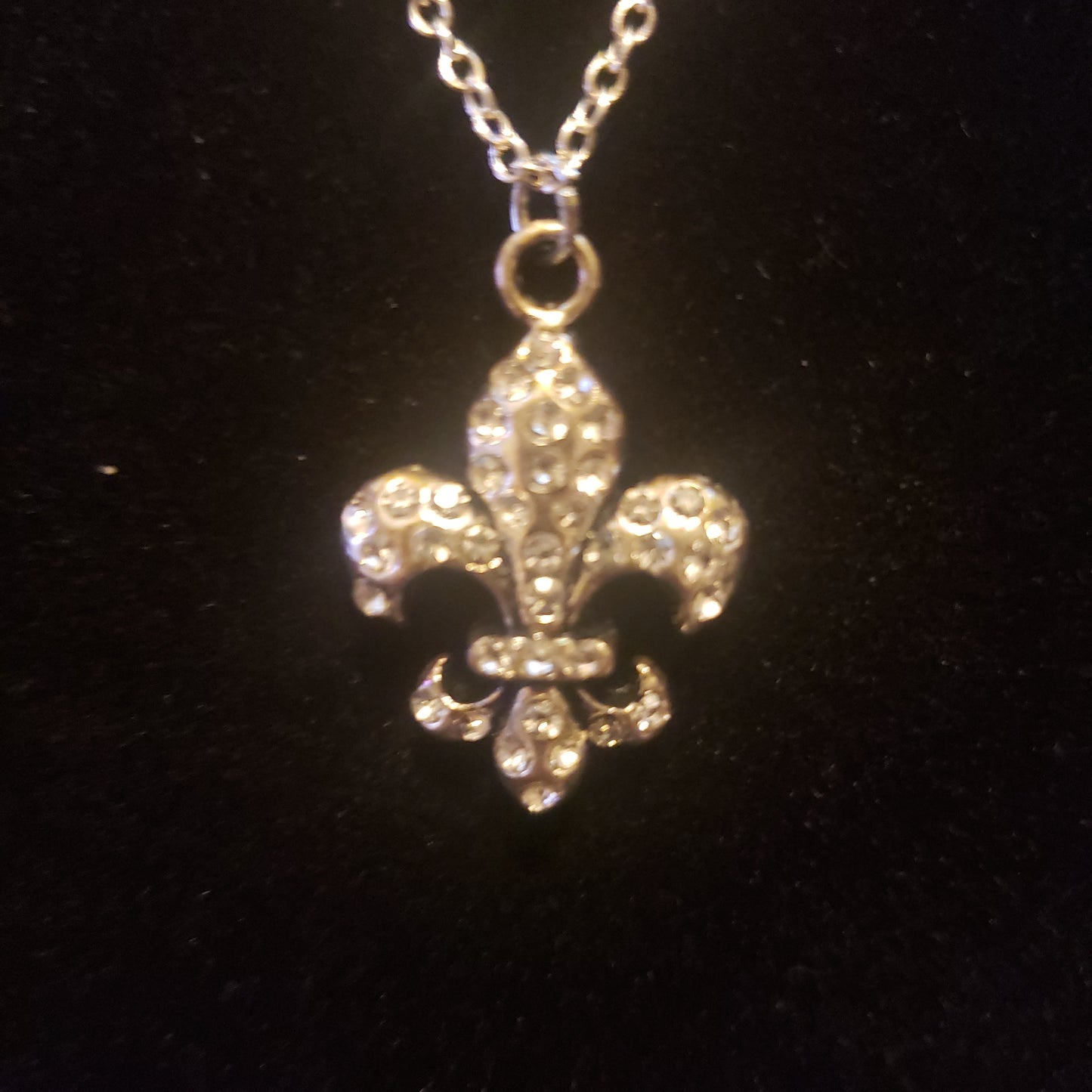 Bling Fleur De Lis Charm Neckless