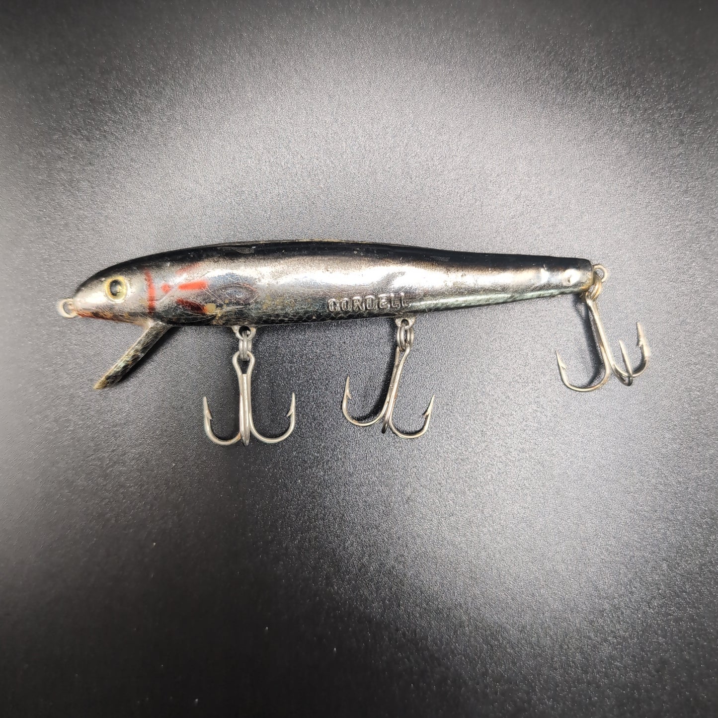 Red Fin Fishing Lure #L1