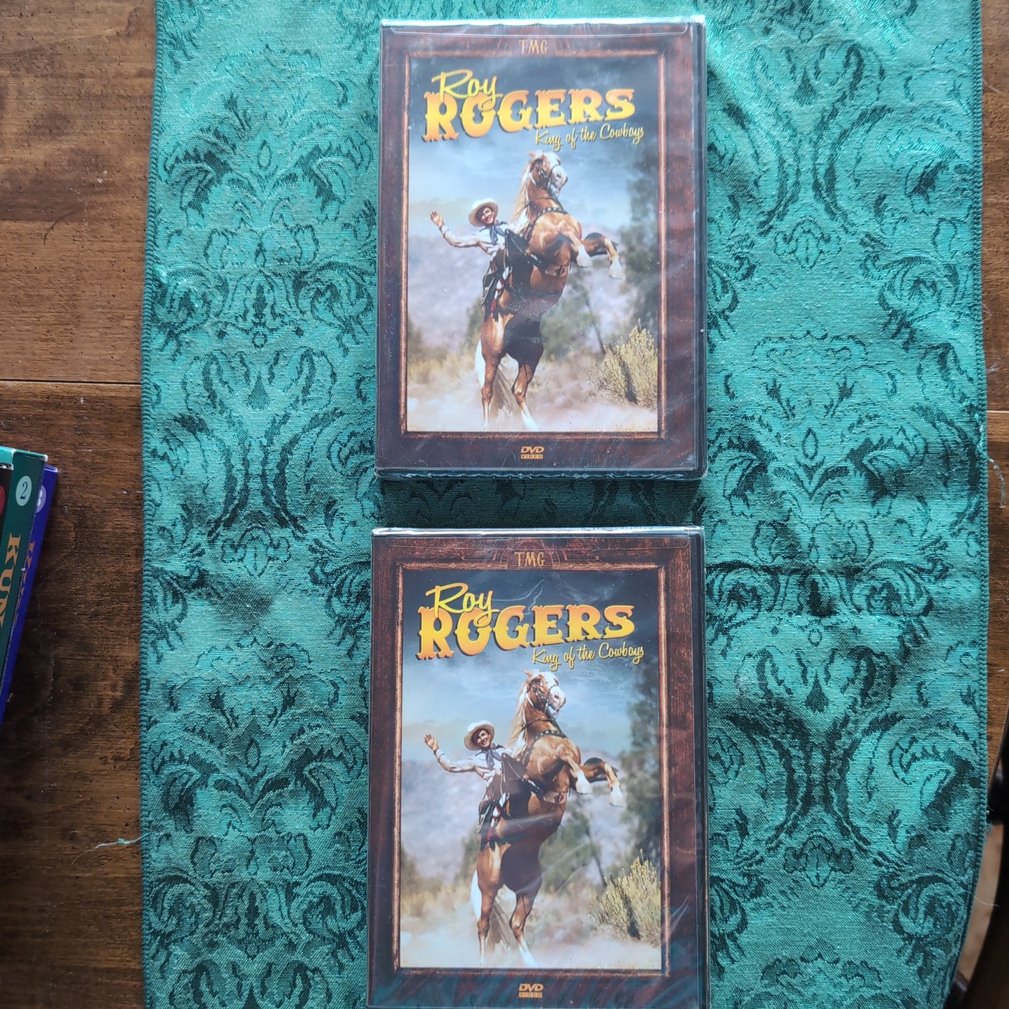 Roy Rogers: King Of The Cowboys - 2 DVD COLLECTOR'S EDITION EMBOSSED TIN!
