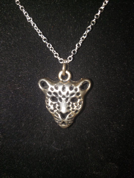 Silver Leopard Head Charm Neckless